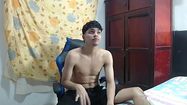 alice julls online show from June 2026 06:16:02 PM