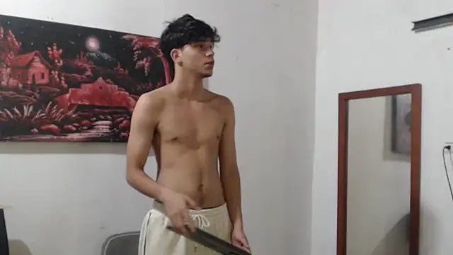 alice julls online show from December 2025 09:51:01 PM