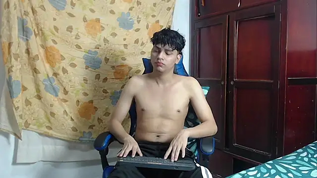 alice julls online show from June 2026 06:13:01 PM
