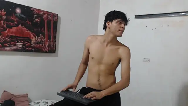 alice julls online show from October 2025 07:37:02 PM