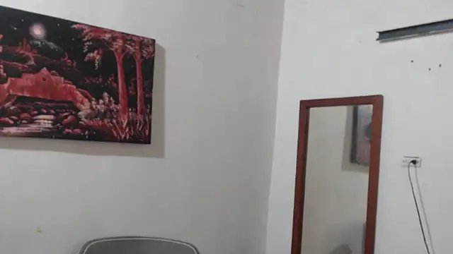 alice julls online show from November 2025 06:52:01 PM