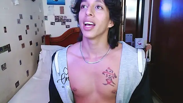 DannyPhantom555 online show from March 2026 06:20:01 PM