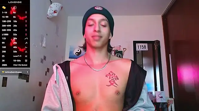 Snapshot of DannyPhantom555 chatting on December 2025 07:28:02 PM DannyPhantom555 online show from December 2025 07:28:02 PM