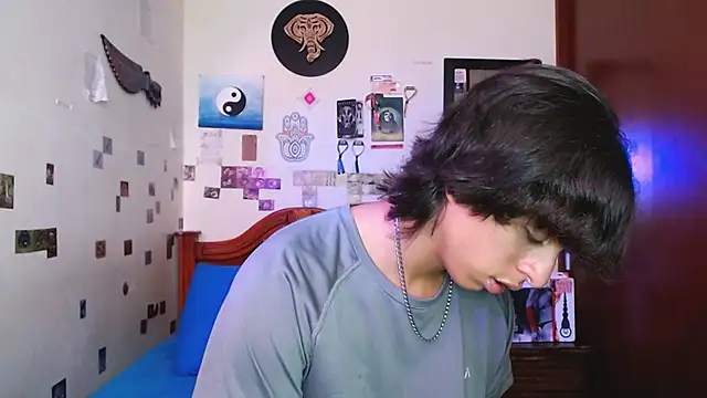 DannyPhantom555 online show from March 2026 06:48:01 PM