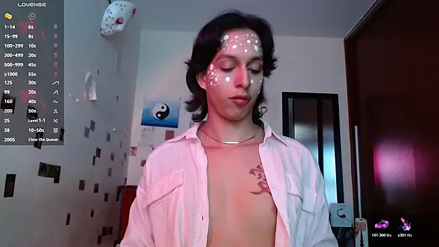 Snapshot of DannyPhantom555 chatting on October 2025 06:51:01 PM DannyPhantom555 online show from October 2025 06:51:01 PM