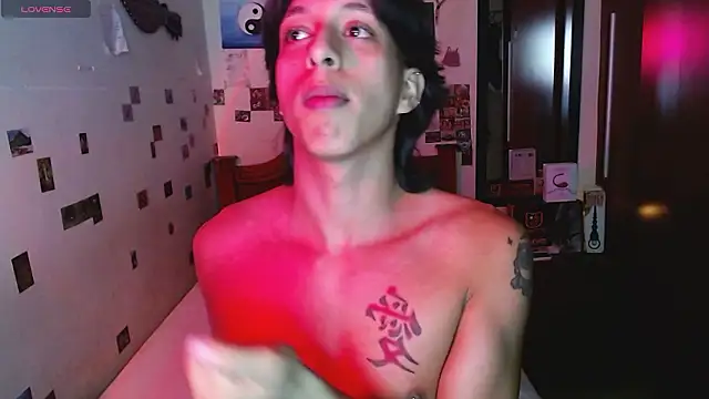 Snapshot of DannyPhantom555 chatting on February 2026 11:28:02 PM DannyPhantom555 online show from February 2026 11:28:02 PM