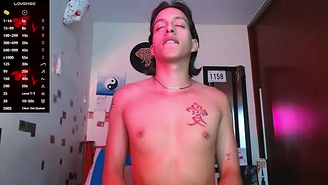 Snapshot of DannyPhantom555 chatting on December 2025 06:43:02 PM DannyPhantom555 online show from December 2025 06:43:02 PM