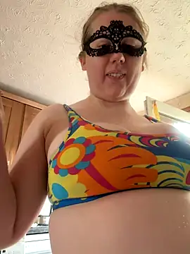 Missmissymee online show from September 2025 12:55:01 PM