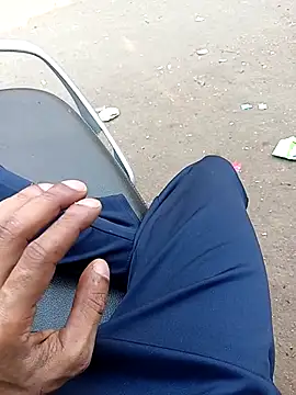 danny d 01 online show from November 2025 10:15:01 AM