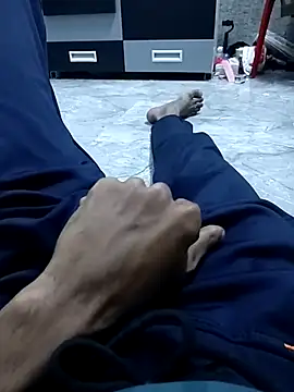 danny d 01 online show from December 2025 08:14:01 PM