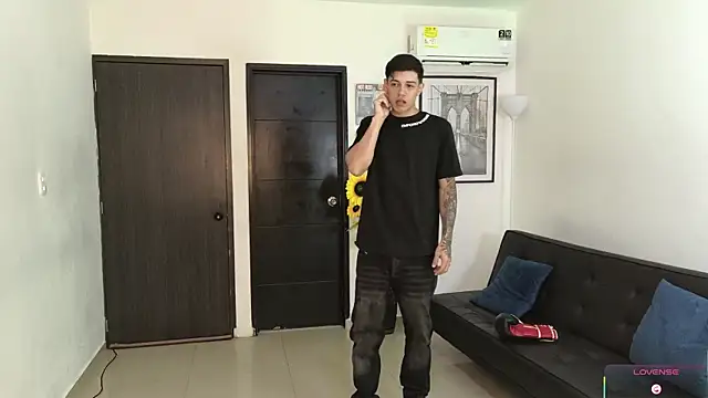 Playhardsex  online show from April 2026 11:30:02 PM