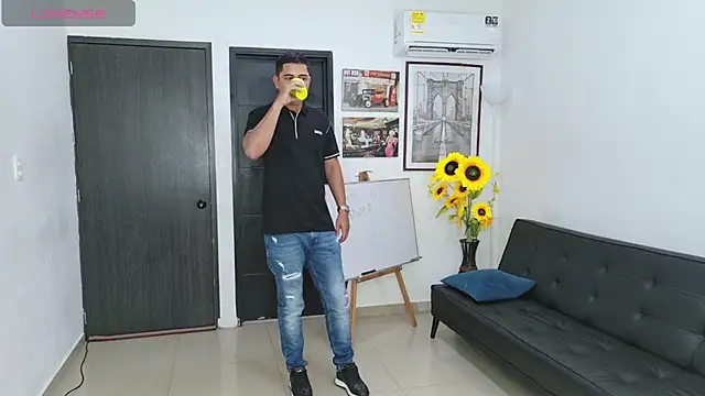 Playhardsex  online show from April 2026 11:10:02 PM