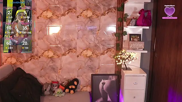 hannachris- online show from November 2025 09:15:01 PM