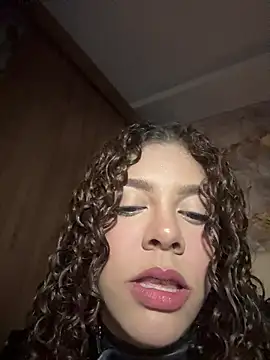 hannachris- online show from March 2026 11:36:02 PM