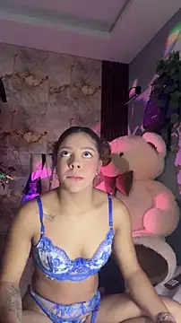 hannachris- online show from May 2026 11:59:02 PM