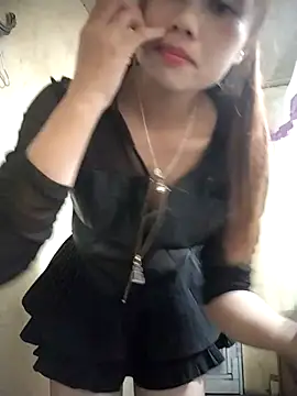 Dung-Thao19 online show from October 2025 01:48:01 AM