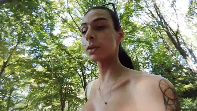 Snapshot of Prinzessin_Camil chatting on June 2026 12:22:01 PM Prinzessin Camil online show from June 2026 12:22:01 PM