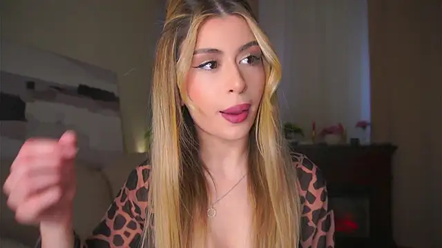 Snapshot of GeorginaHarn chatting on April 2026 08:05:02 AM GeorginaHarn online show from April 2026 08:05:02 AM