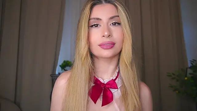 Snapshot of GeorginaHarn chatting on May 2026 08:09:02 AM GeorginaHarn online show from May 2026 08:09:02 AM