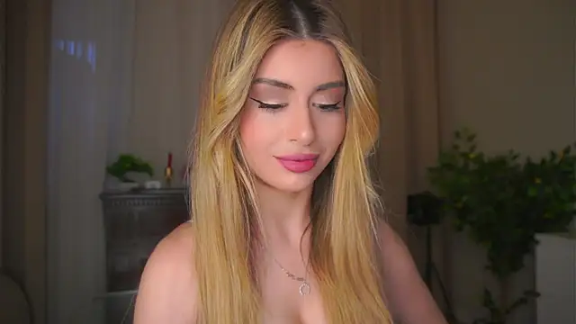 Snapshot of GeorginaHarn chatting on April 2026 08:06:02 AM GeorginaHarn online show from April 2026 08:06:02 AM