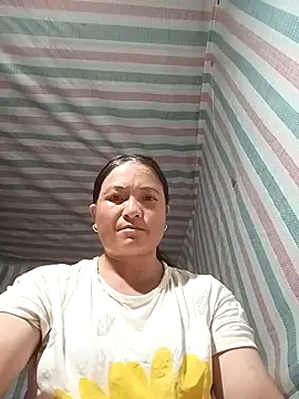 Snapshot of Love-Mama33 chatting on October 2025 01:59:01 PM Love-Mama33 online show from October 2025 01:59:01 PM