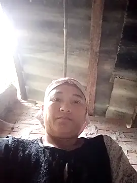 Love-Mama33 online show from November 2025 12:48:02 AM