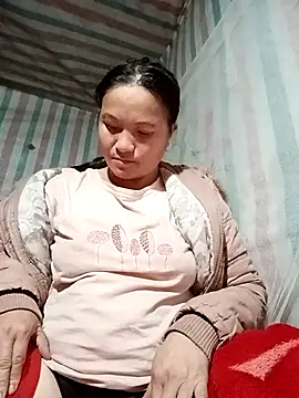 Love-Mama33 online show from November 2025 12:38:01 PM