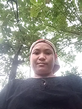 Love-Mama33 online show from October 2025 11:18:01 AM