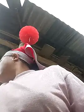 Love-Mama33 online show from October 2025 02:34:02 AM