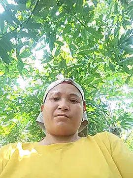 Love-Mama33 online show from October 2025 04:55:02 AM