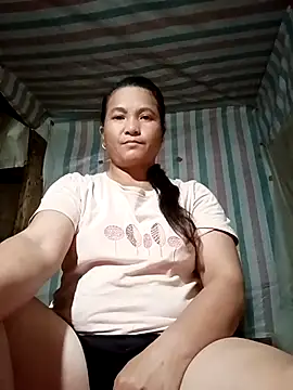 Love-Mama33 online show from November 2025 12:30:01 PM