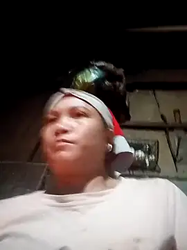 Love-Mama33 online show from October 2025 11:31:02 AM