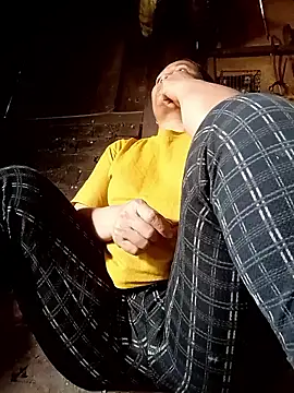 Love-Mama33 online show from January 2026 05:33:01 AM