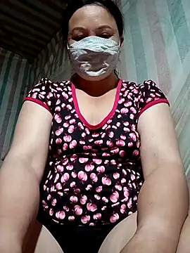 Love-Mama33 online show from February 2026 12:49:01 PM