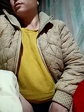 Love-Mama33 online show from February 2026 09:03:01 PM