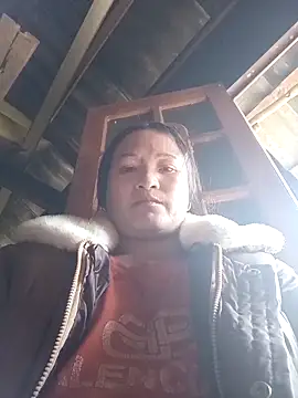 Love-Mama33 online show from December 2025 02:03:02 AM