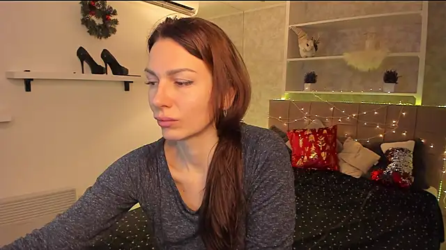 IsabelKiss online show from December 2025 07:03:01 AM