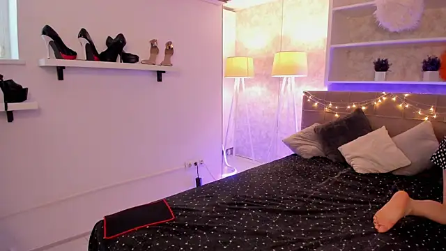 IsabelKiss online show from April 2026 05:47:01 AM