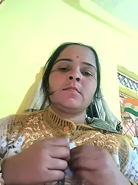 Cutram22 online show from December 2025 03:36:02 PM