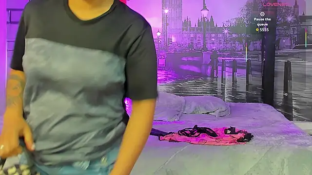 cathi sweet online show from December 2025 02:10:02 AM