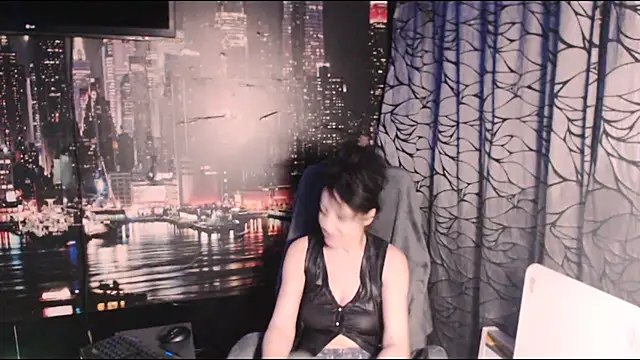 Snapshot of AMOURSWEET2025 chatting on February 2026 06:42:01 PM AMOURSWEET2025 online show from February 2026 06:42:01 PM