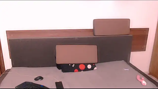 AMOURSWEET2025 online show from October 2025 08:10:02 PM