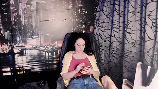 Snapshot of AMOURSWEET2025 chatting on February 2026 06:58:01 PM AMOURSWEET2025 online show from February 2026 06:58:01 PM