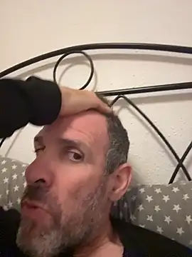 gigolobcn online show from December 2025 06:37:01 AM