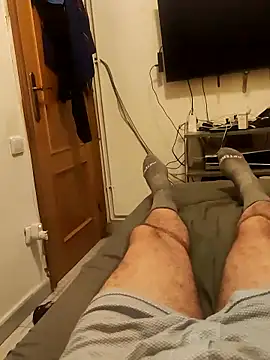 Snapshot of gigolobcn chatting on September 2025 04:24:01 AM gigolobcn online show from September 2025 04:24:01 AM