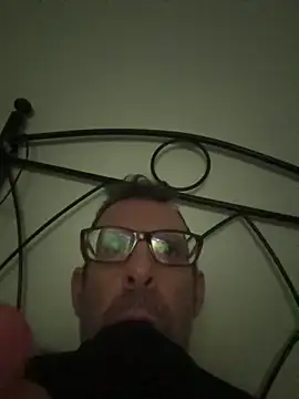 gigolobcn online show from February 2026 09:32:02 PM