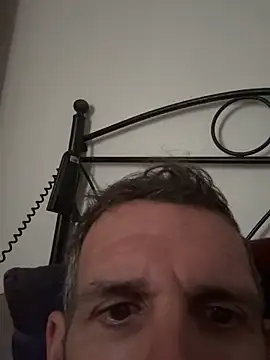 Snapshot of gigolobcn chatting on December 2025 11:27:02 AM gigolobcn online show from December 2025 11:27:02 AM