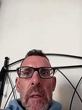 gigolobcn online show from March 2026 03:46:02 PM