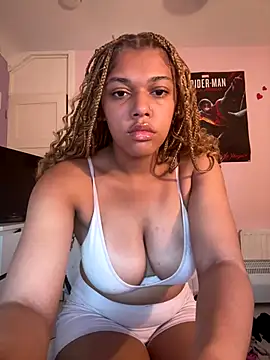 Snapshot of Sexxy_S chatting on September 2025 06:07:01 PM Sexxy S online show from September 2025 06:07:01 PM