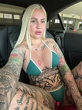 CoraDiamond online show from March 2026 01:08:01 PM